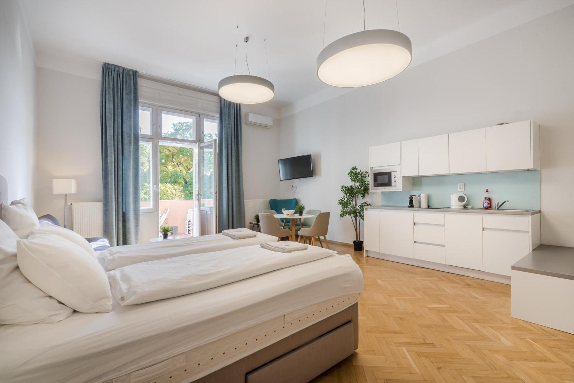Tcb Regi Budapeste Quarto foto