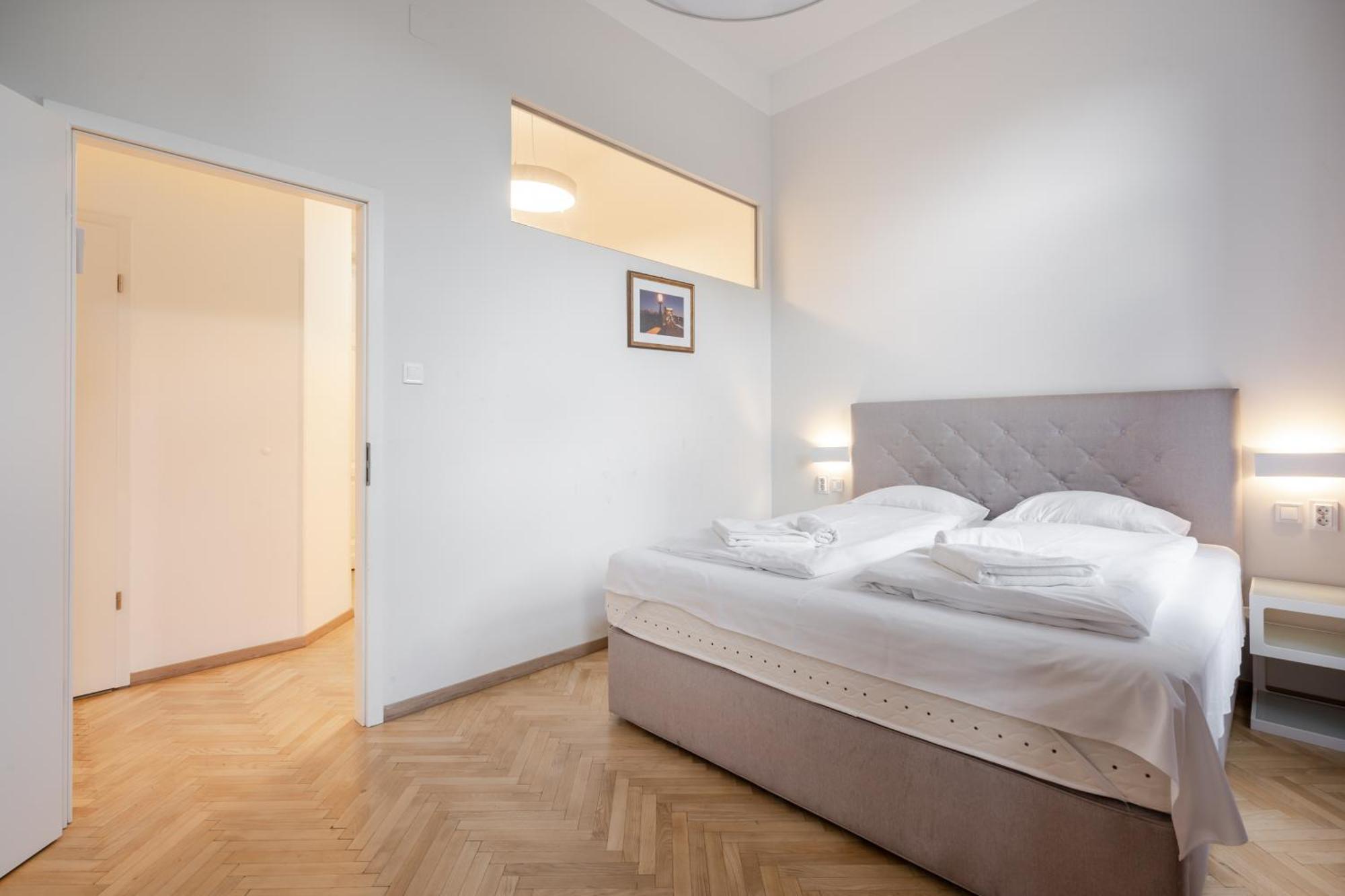 Tcb Regi Budapeste Quarto foto
