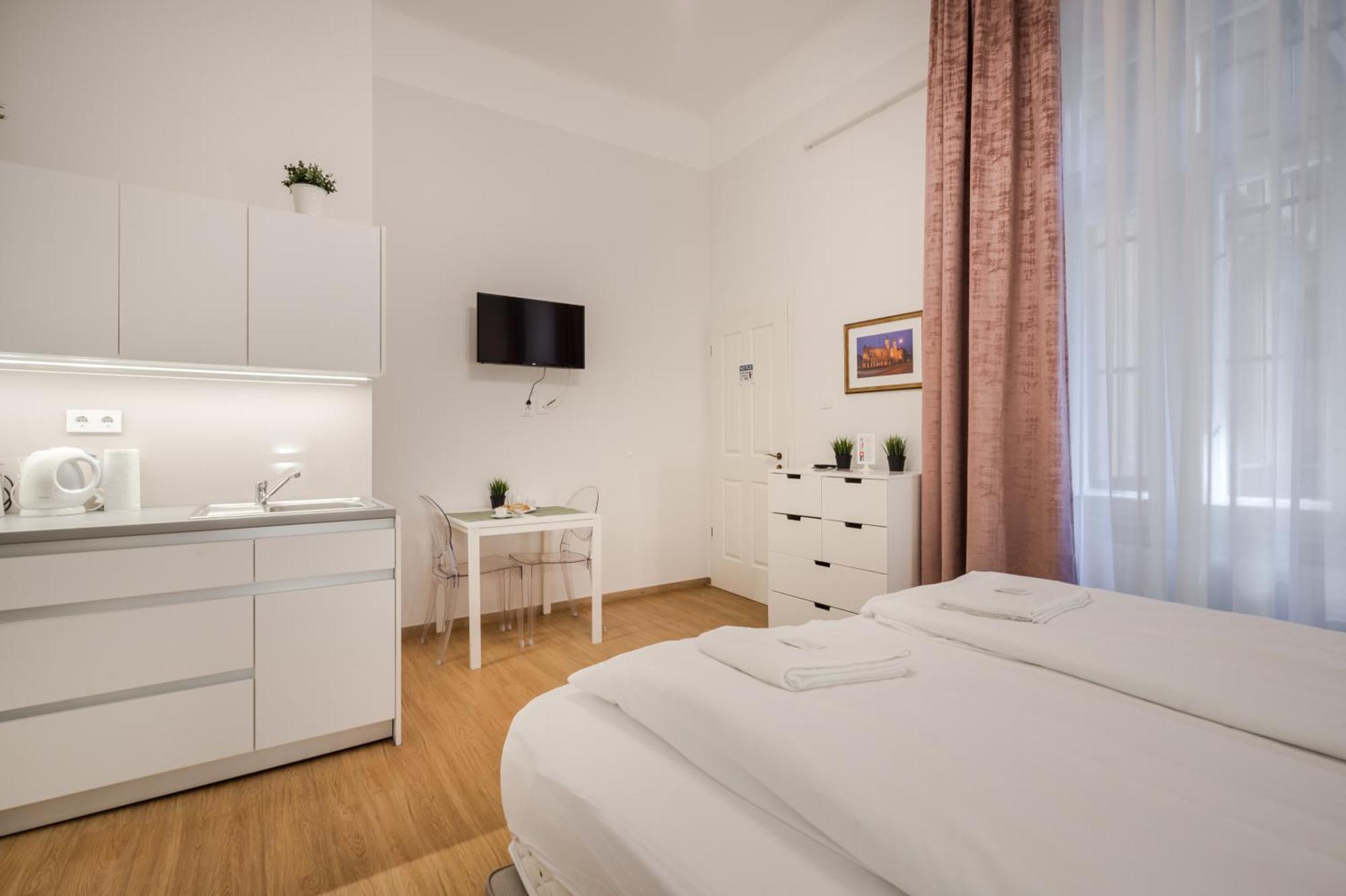 Tcb Regi Budapeste Quarto foto
